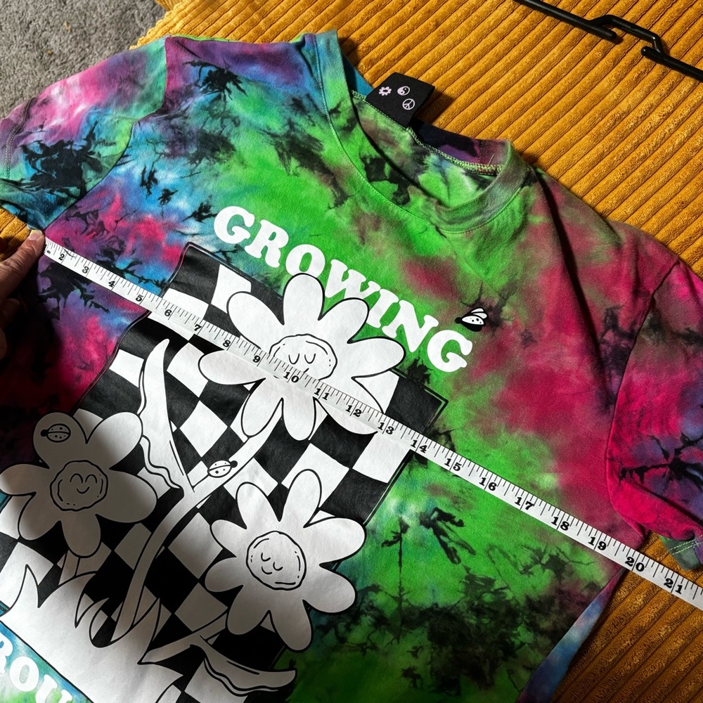 Zumiez a.Lab Women’s Colorful Tie-Dye Graphic T-Shirt - Picture 9 of 10